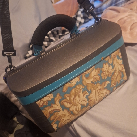 COPY - Vintage CosmePak Portable Cosmetic Case - Picture 6 of 6